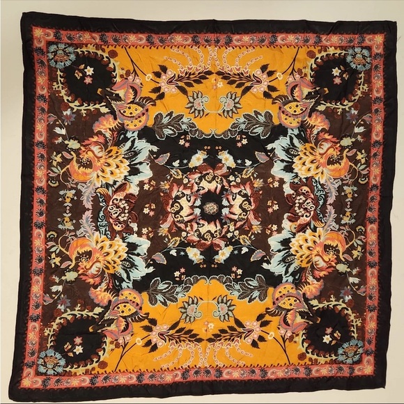NWT Vismaya Rhapsody Scarf - Picture 1 of 10